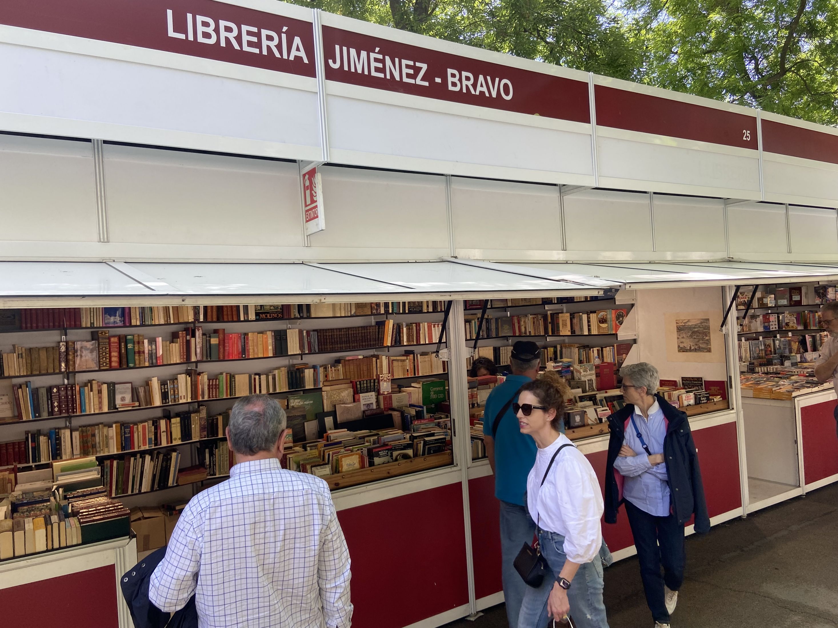 Librería Jiménez-Bravo
